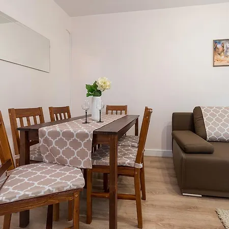 P&o Kasprzaka アパート *